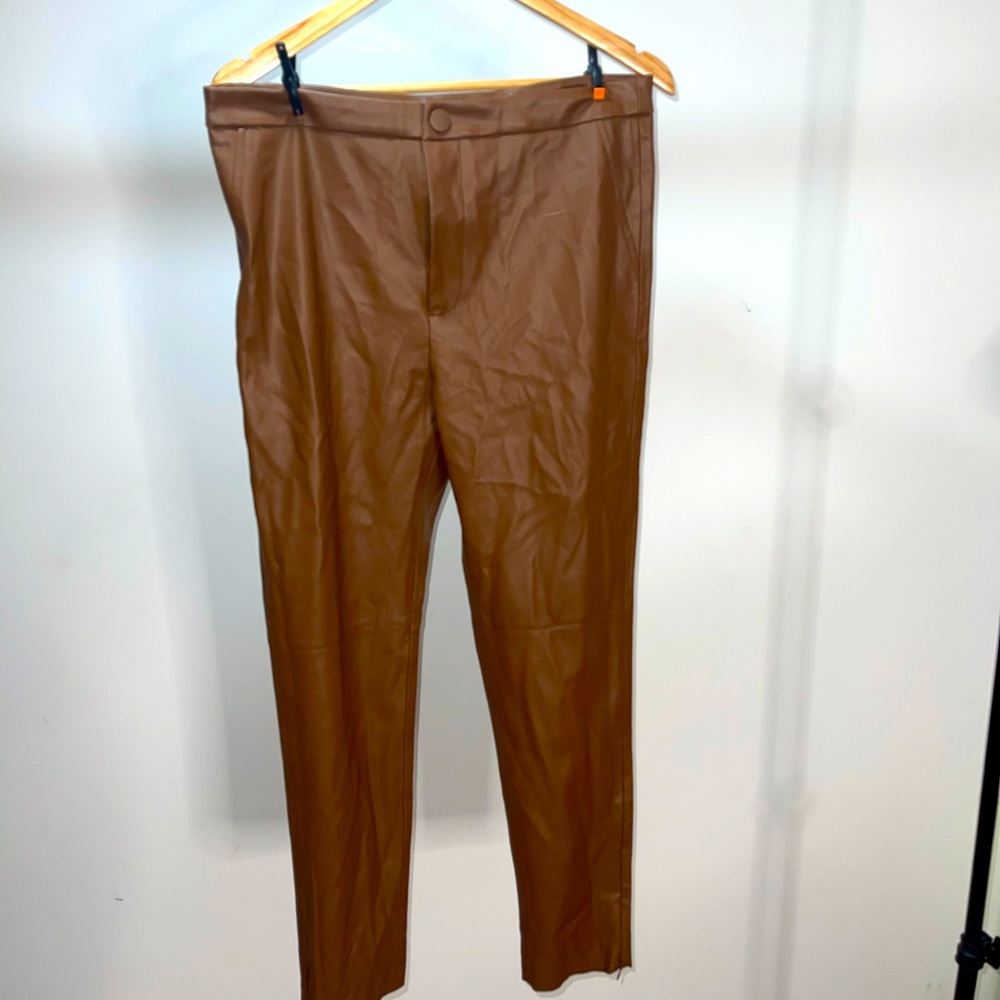 ZARA BROWN LEATHER PANT WIT ZIPPER DETAIL